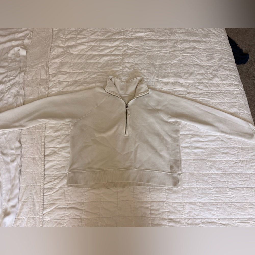 Vuori Cream Quarter-Zip Sweatshirt